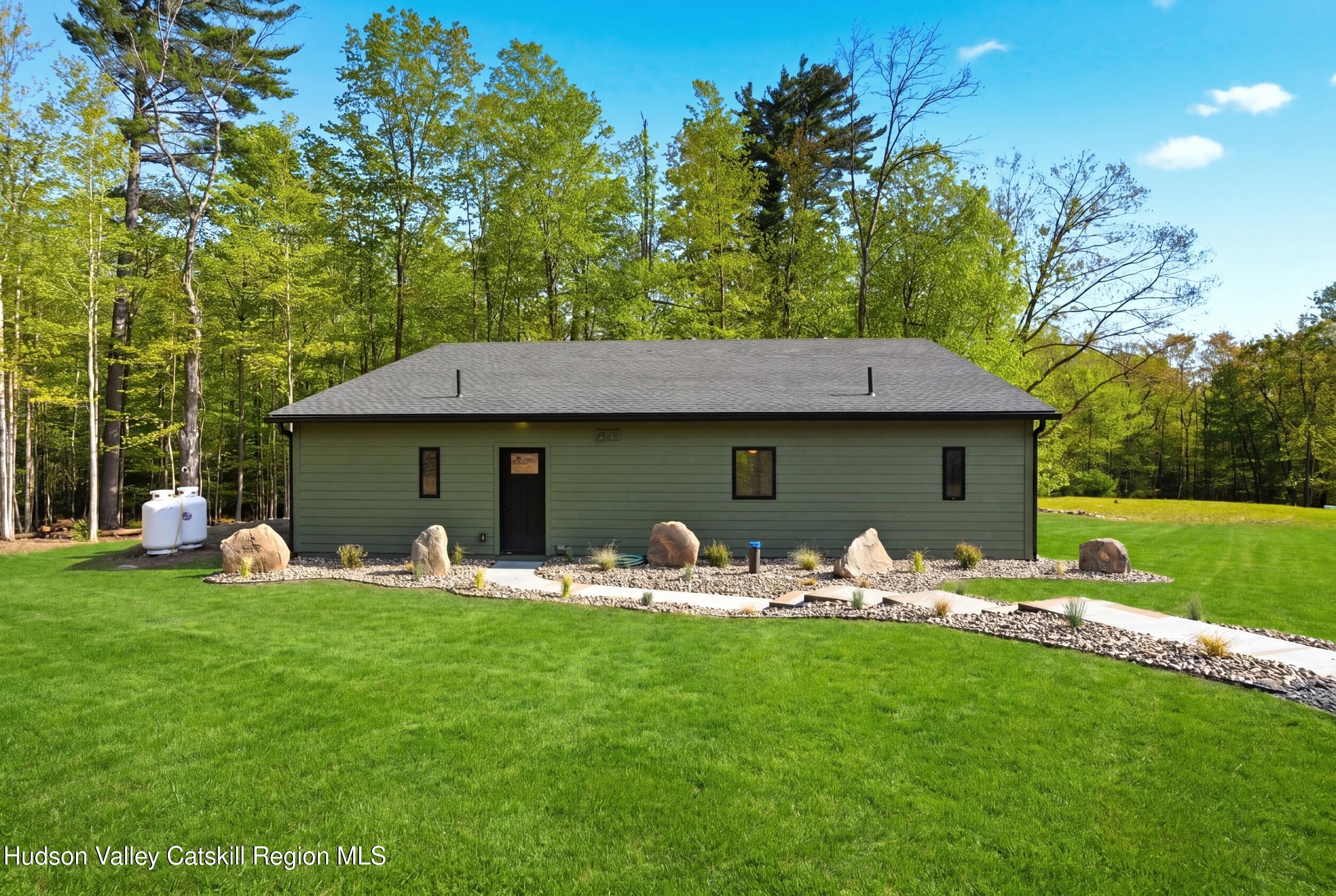 Modern Catskills Retreat