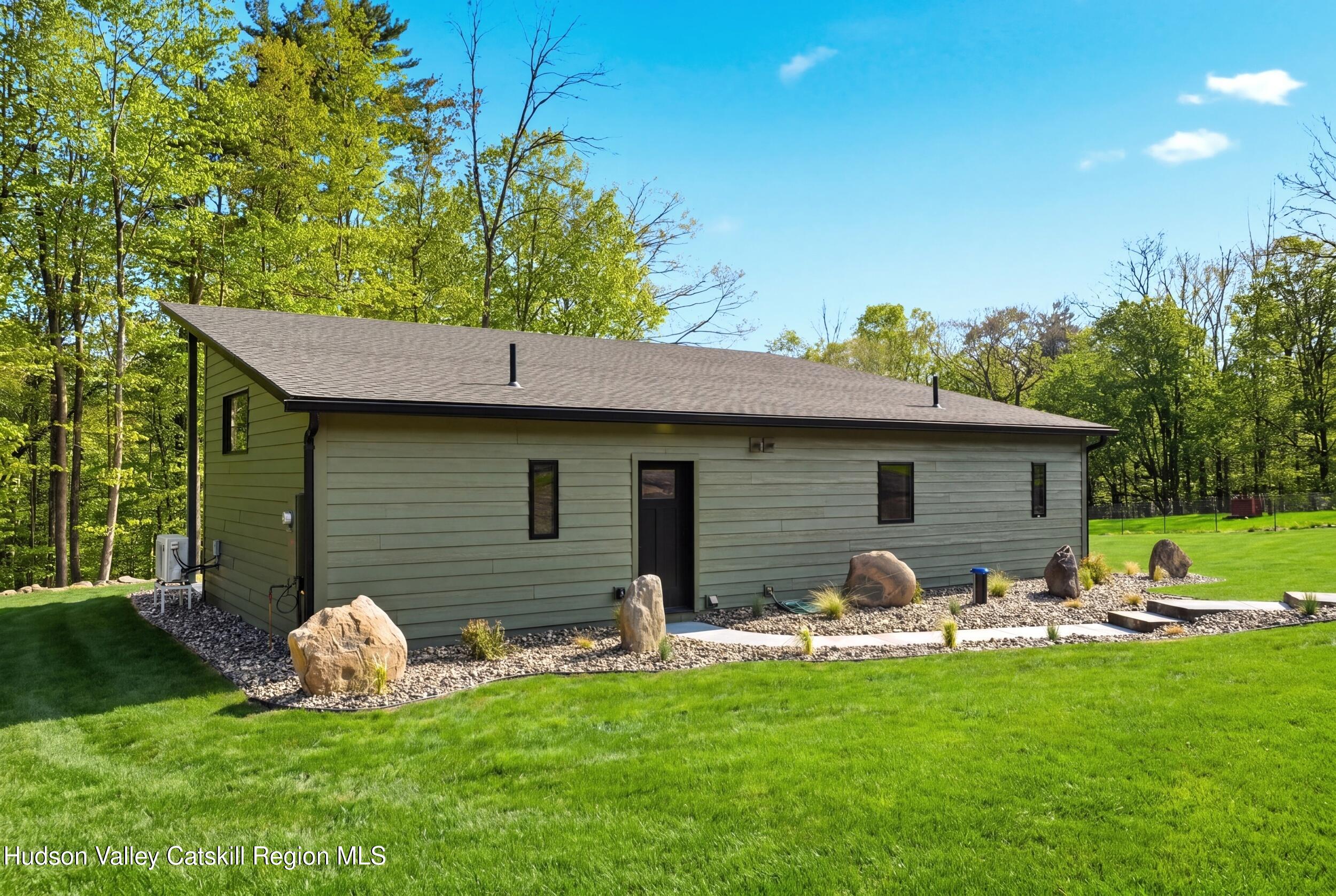 Modern Catskills Retreat
