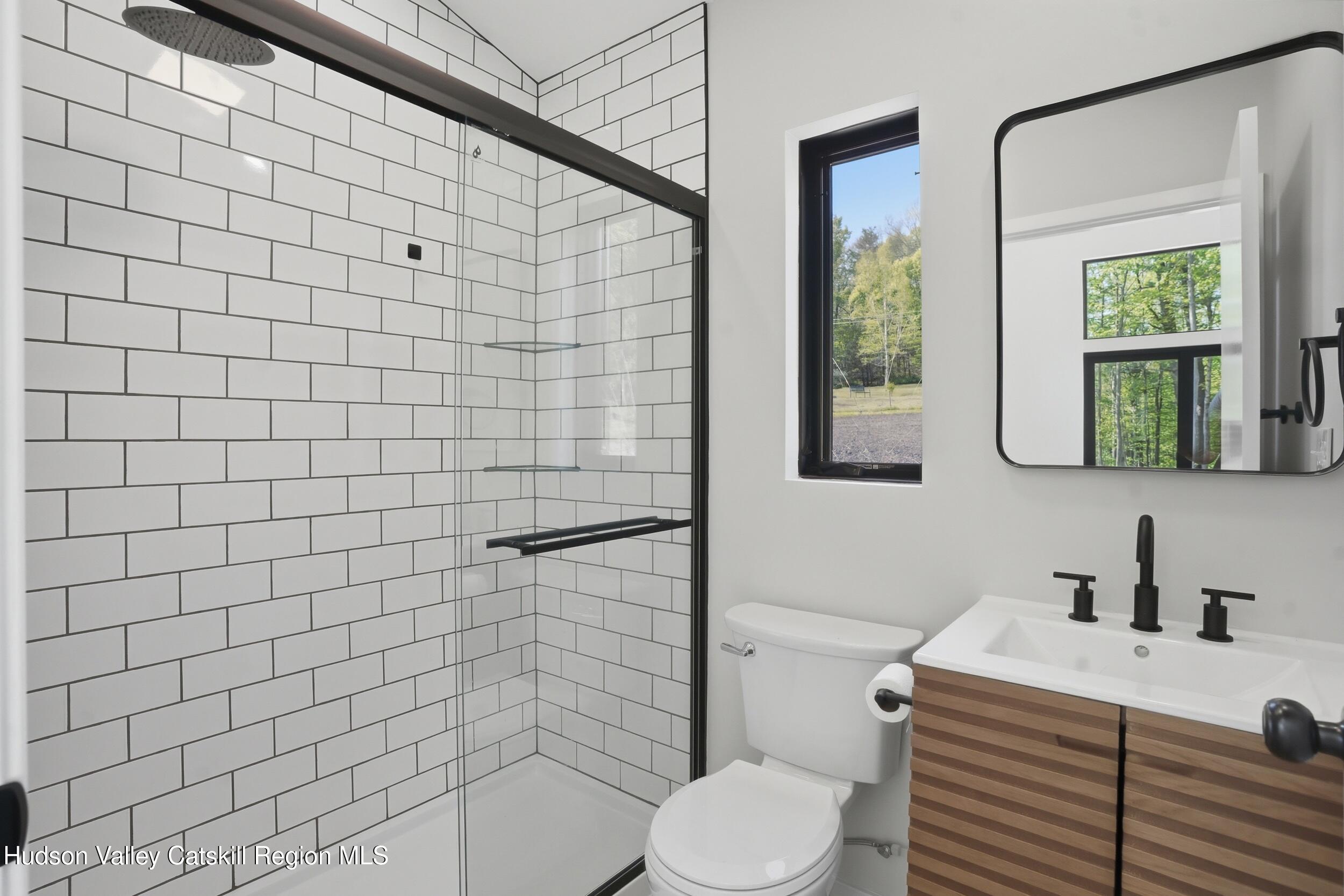 Modern Catskills Retreat