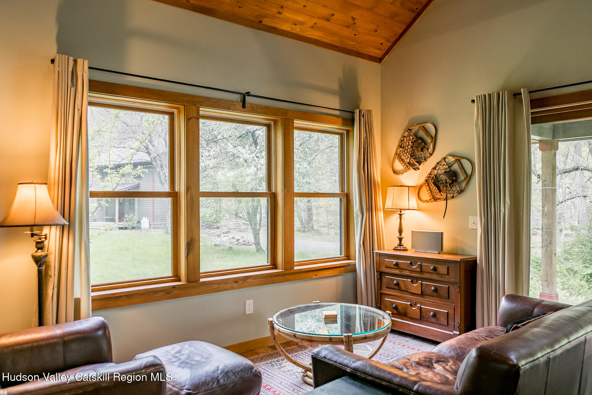 Creekside Hideaway
