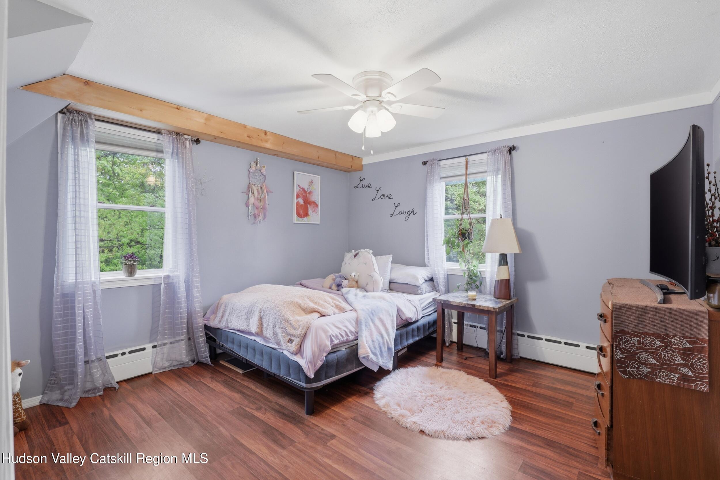 Cozy High Falls Colonial