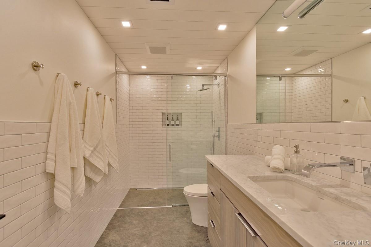 10 Hidden Mountain Lane