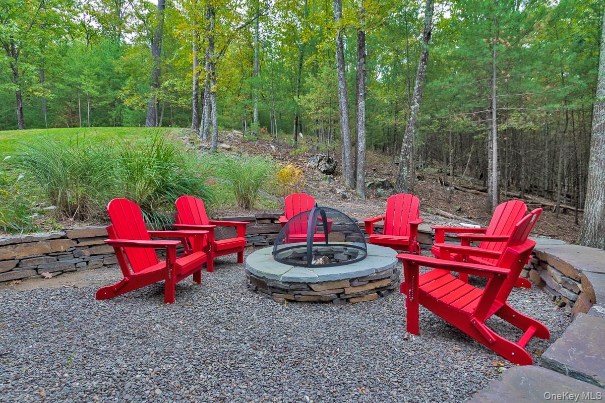 10 Hidden Mountain Lane