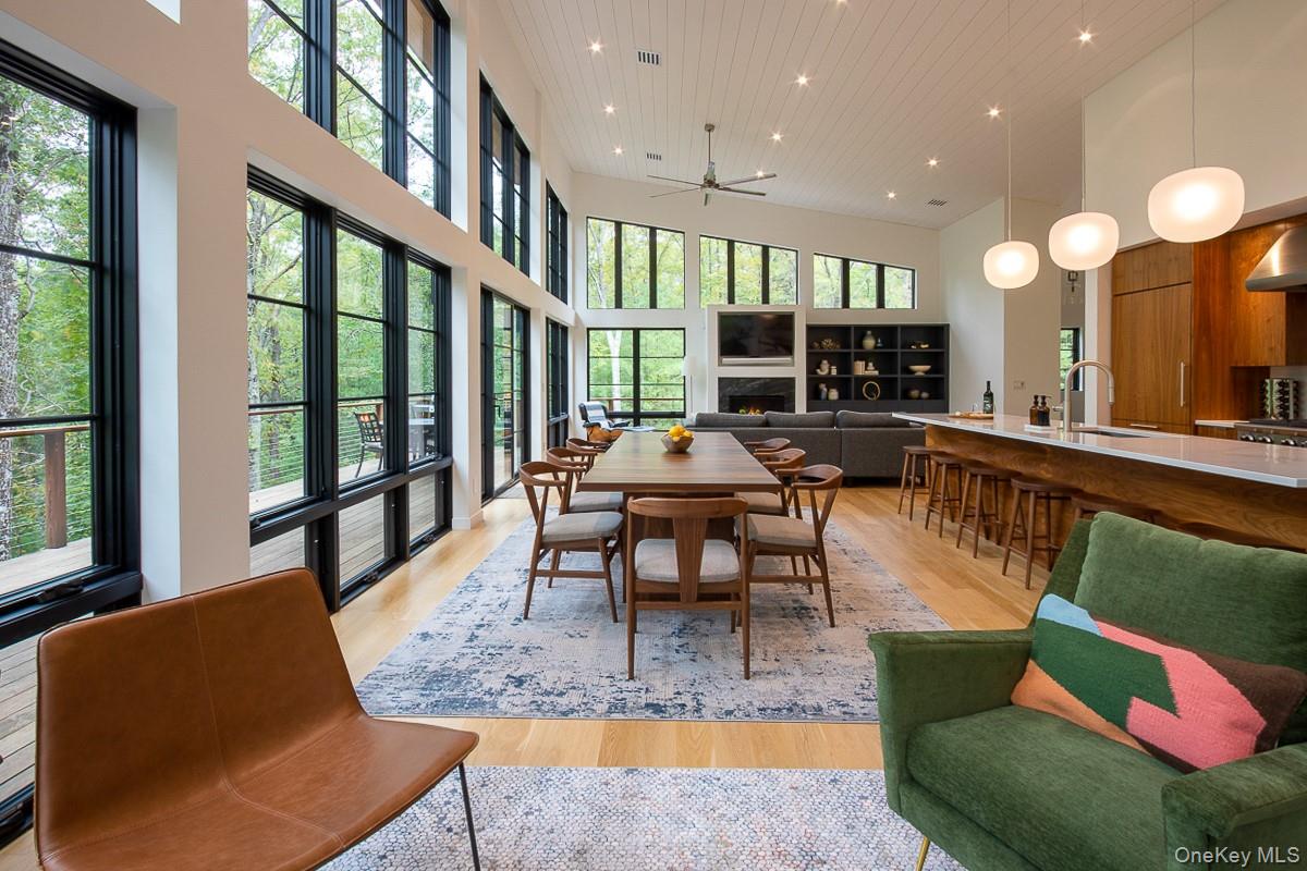 10 Hidden Mountain Lane