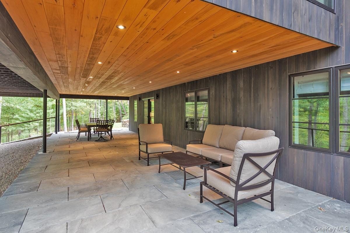 10 Hidden Mountain Lane