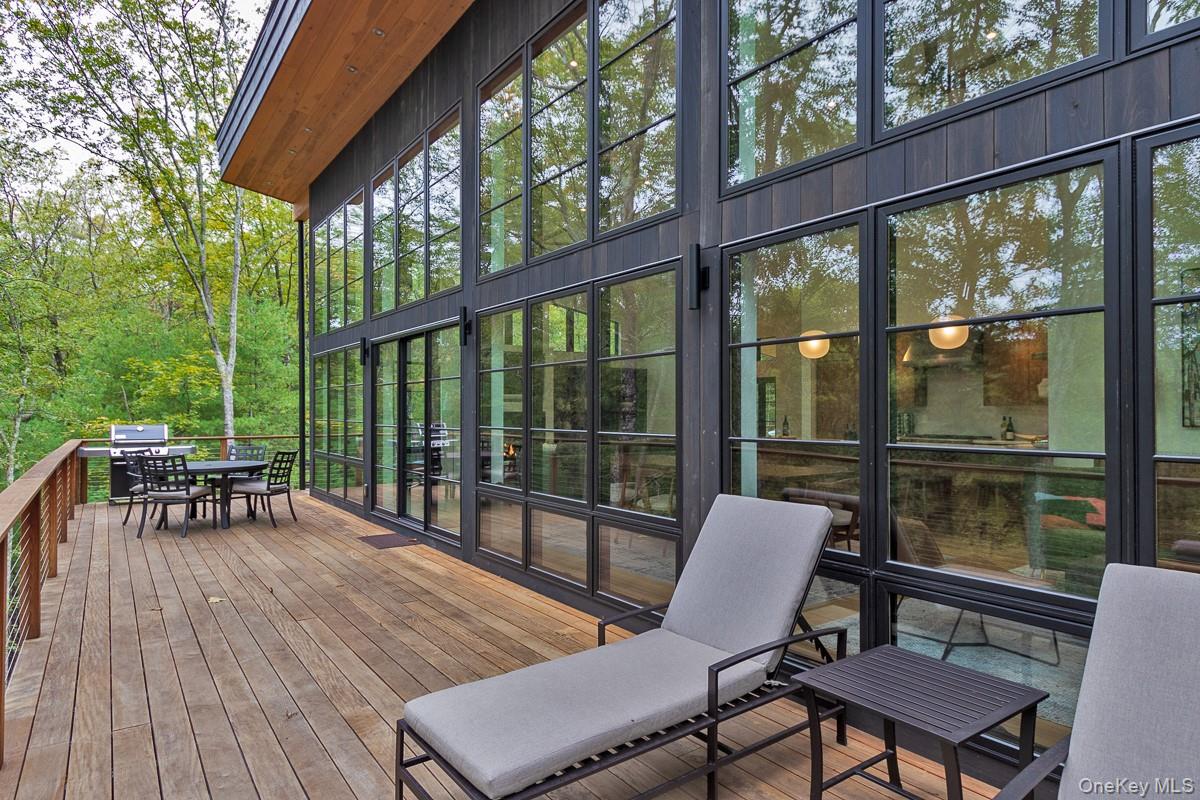 10 Hidden Mountain Lane