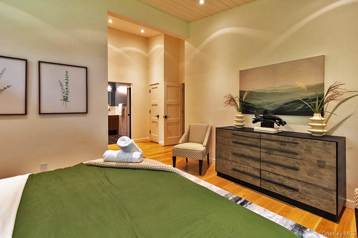 10 Hidden Mountain Lane