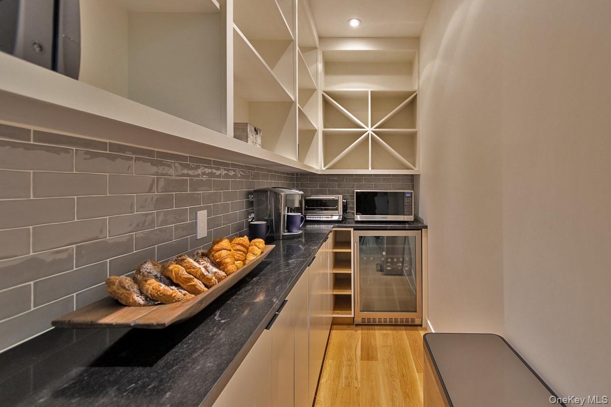 10 Hidden Mountain Lane