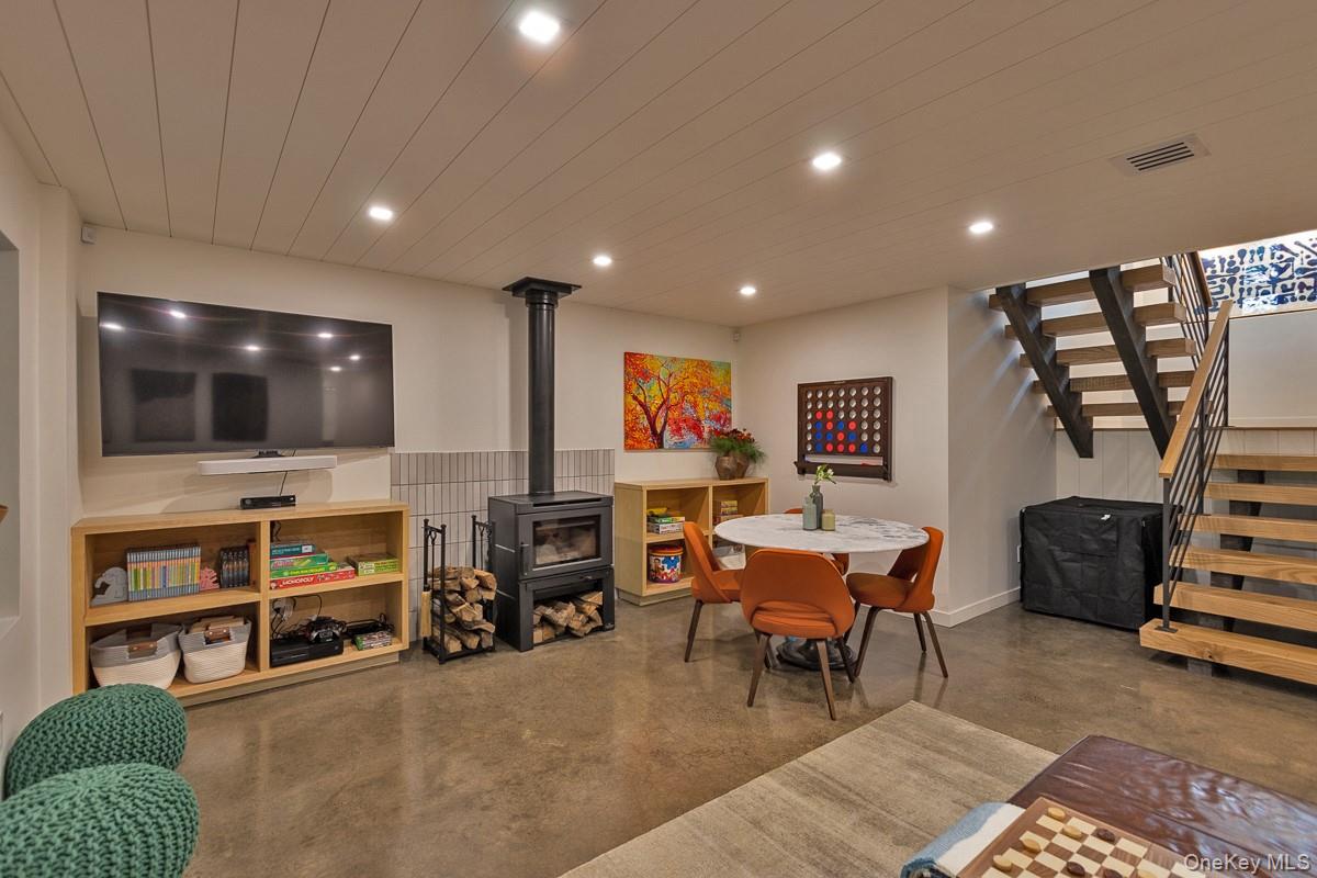 10 Hidden Mountain Lane