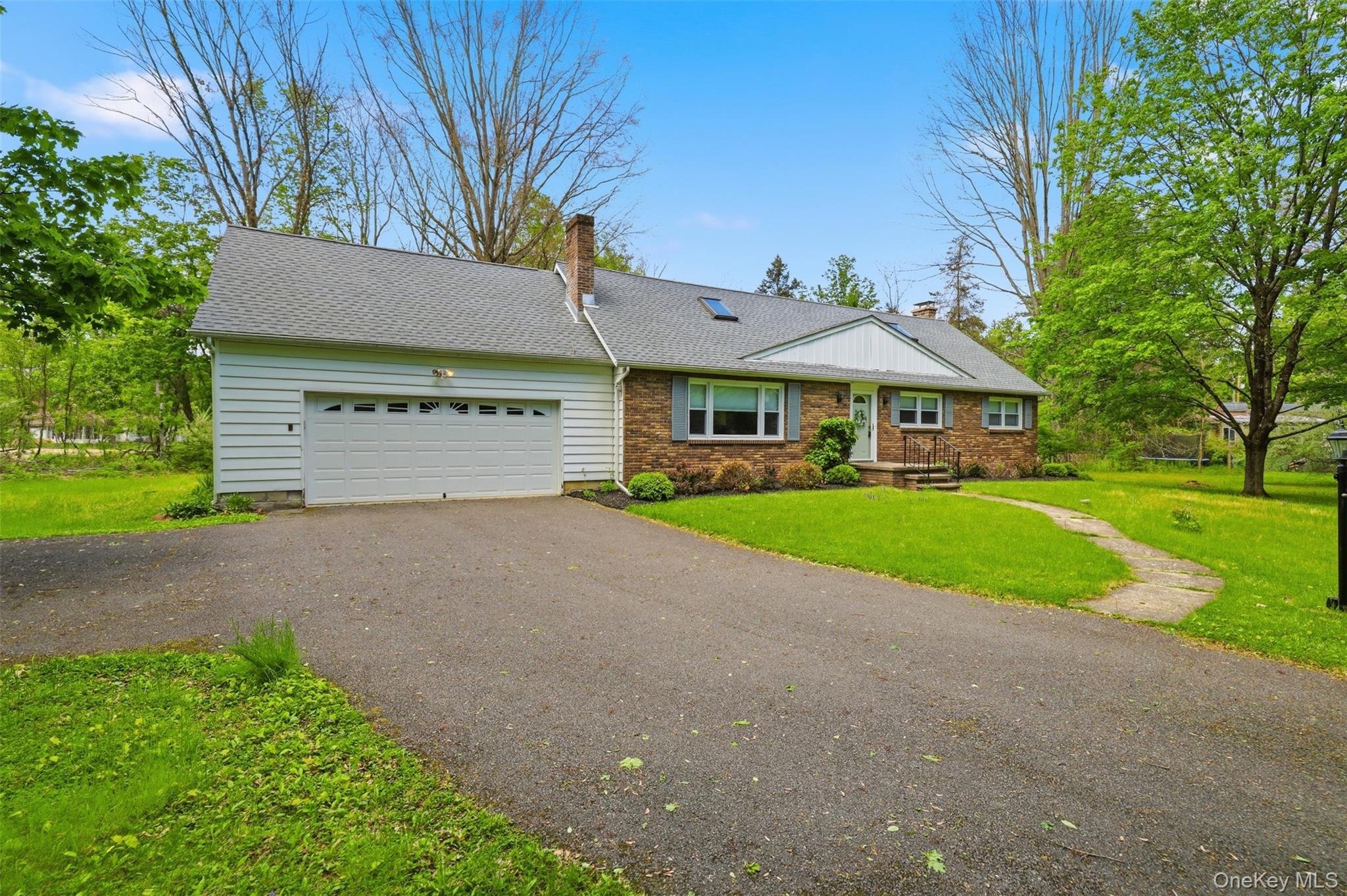 22 Candlewood Lane