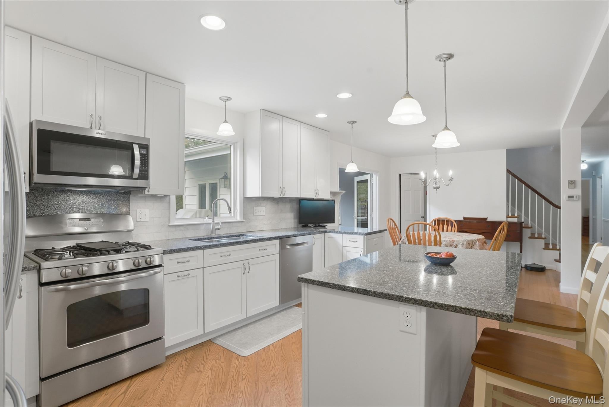 22 Candlewood Lane