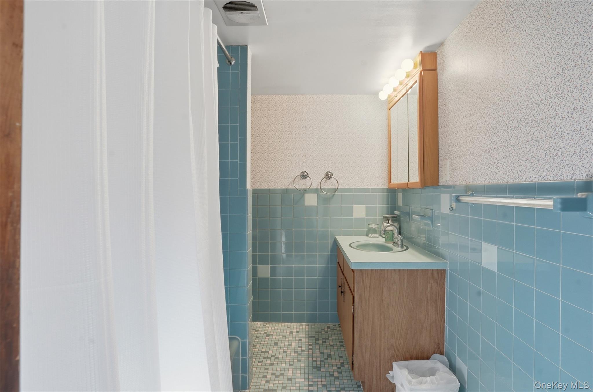 22 Candlewood Lane
