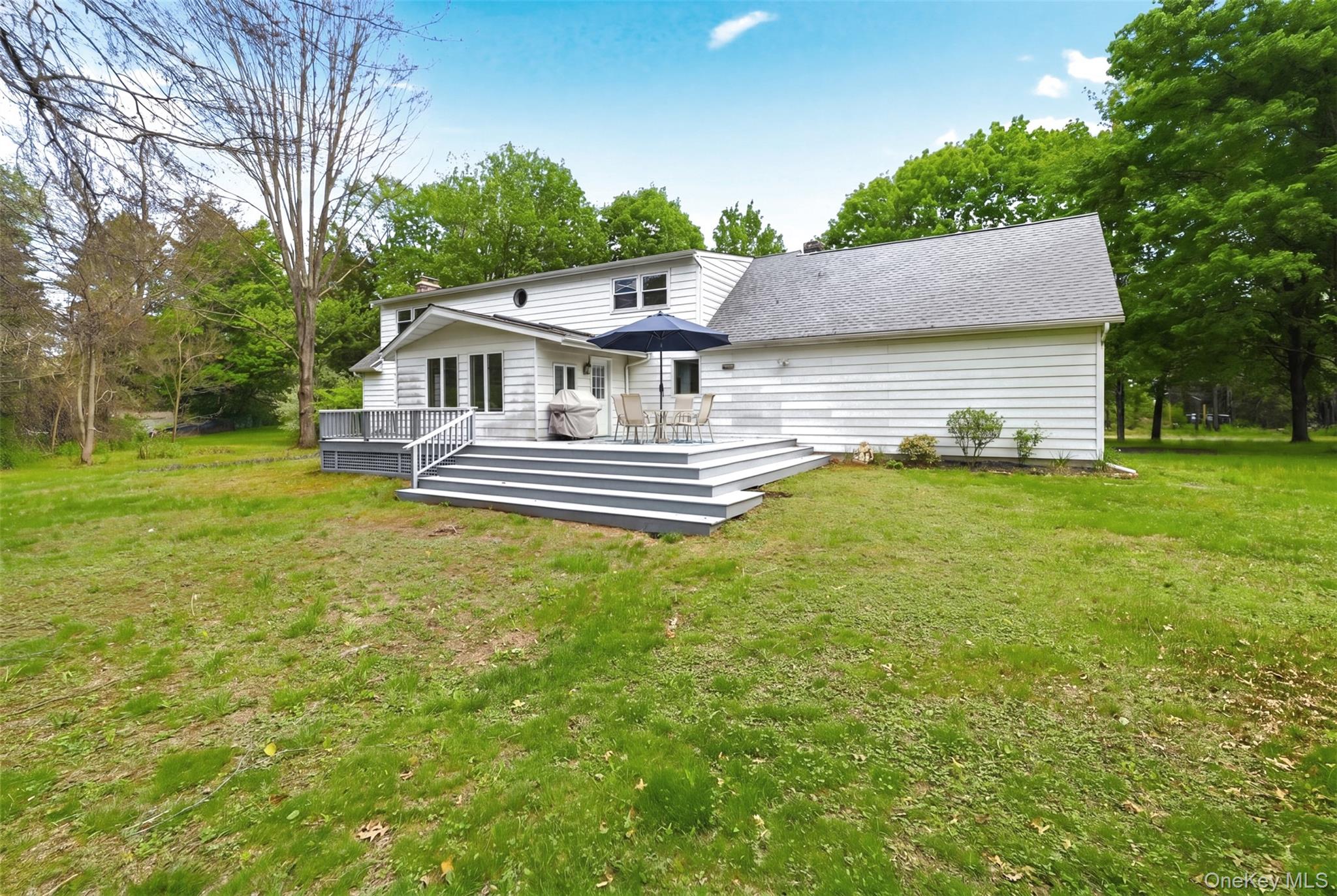 22 Candlewood Lane