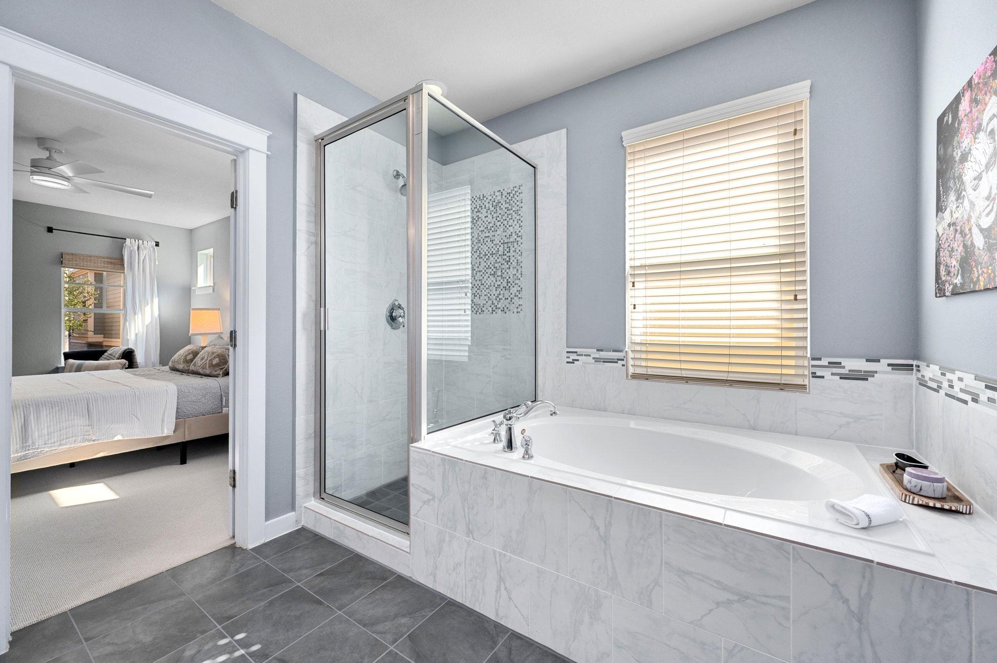 3900 Threadgill ST # 7