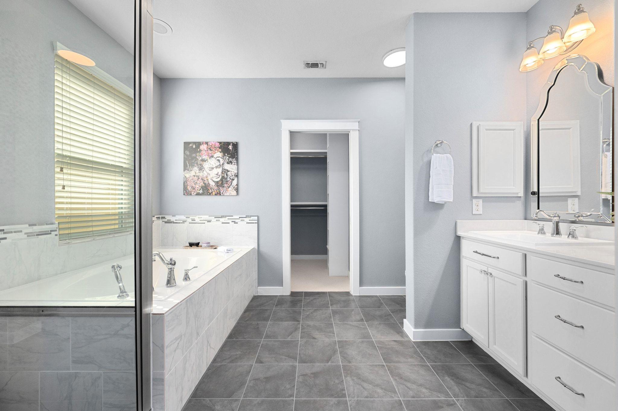 3900 Threadgill ST # 7