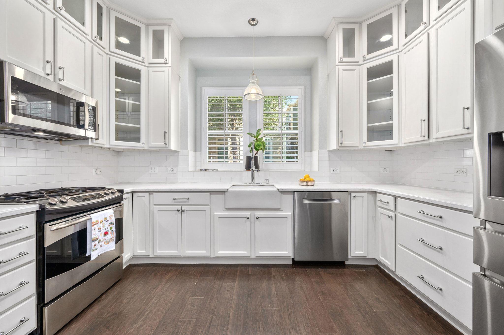 3900 Threadgill ST # 7