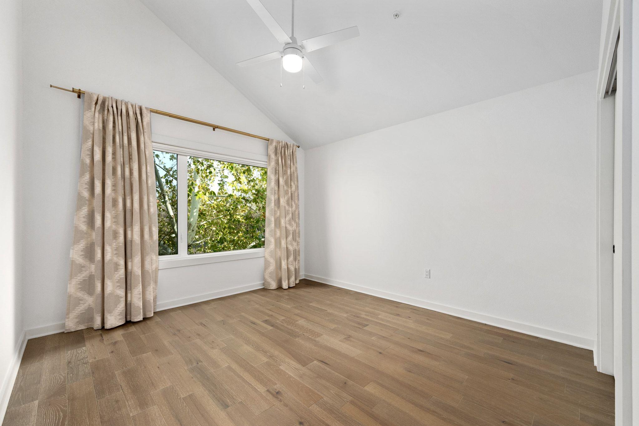 1931 E 38 1/2 ST # 43