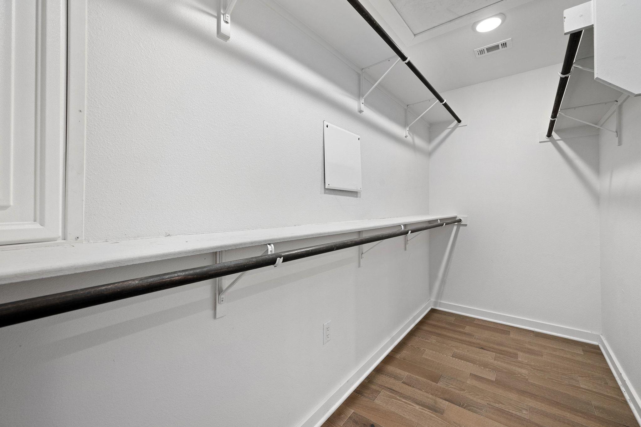 1931 E 38 1/2 ST # 43