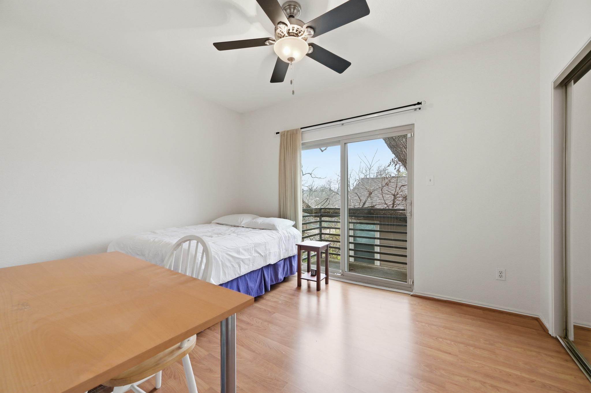 4409 Duval ST # 305