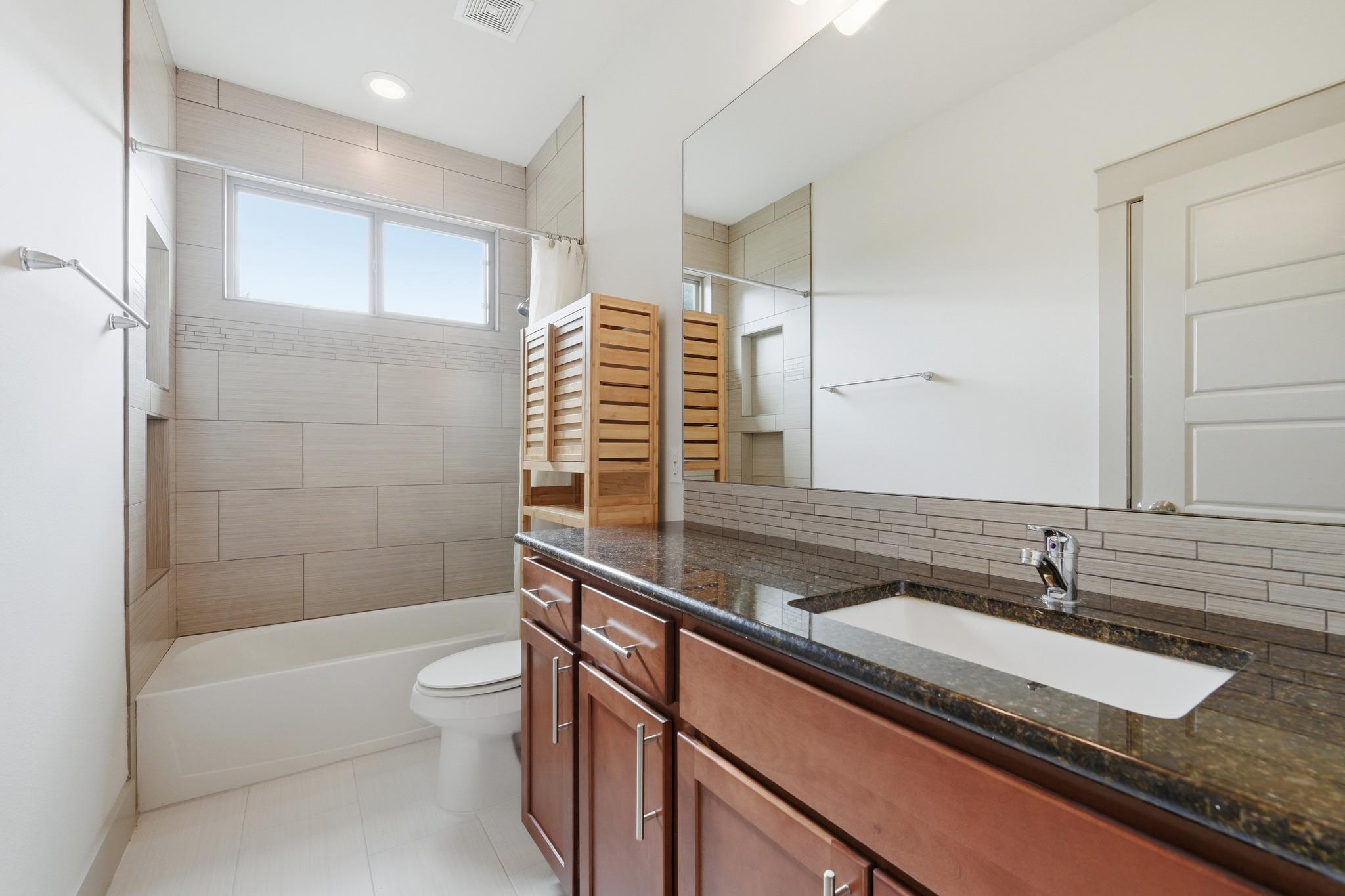 1917 W Saint Johns Ave # A