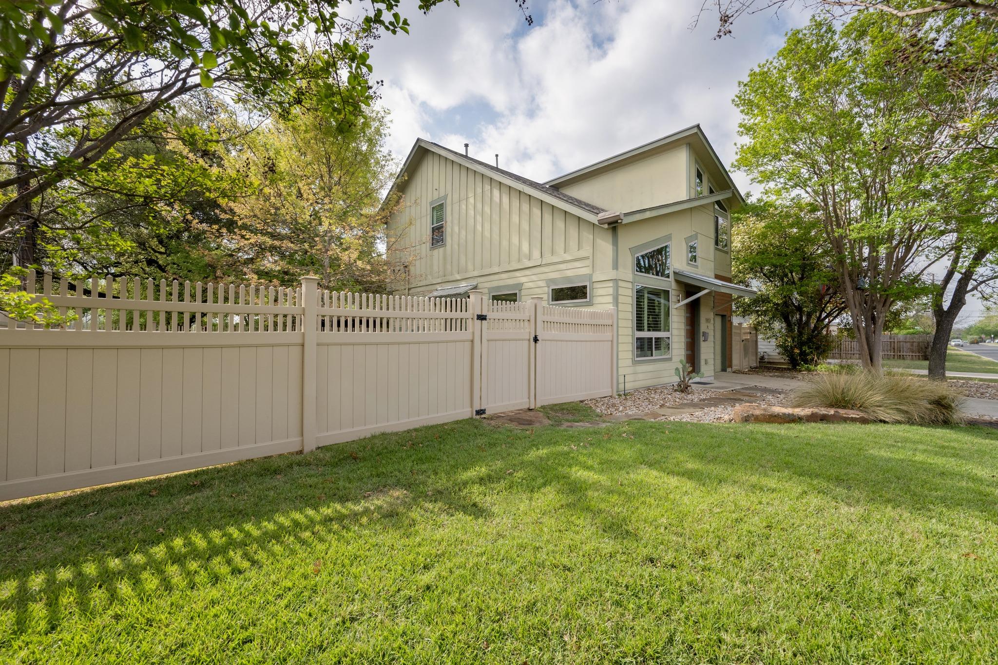 1917 W Saint Johns Ave # A