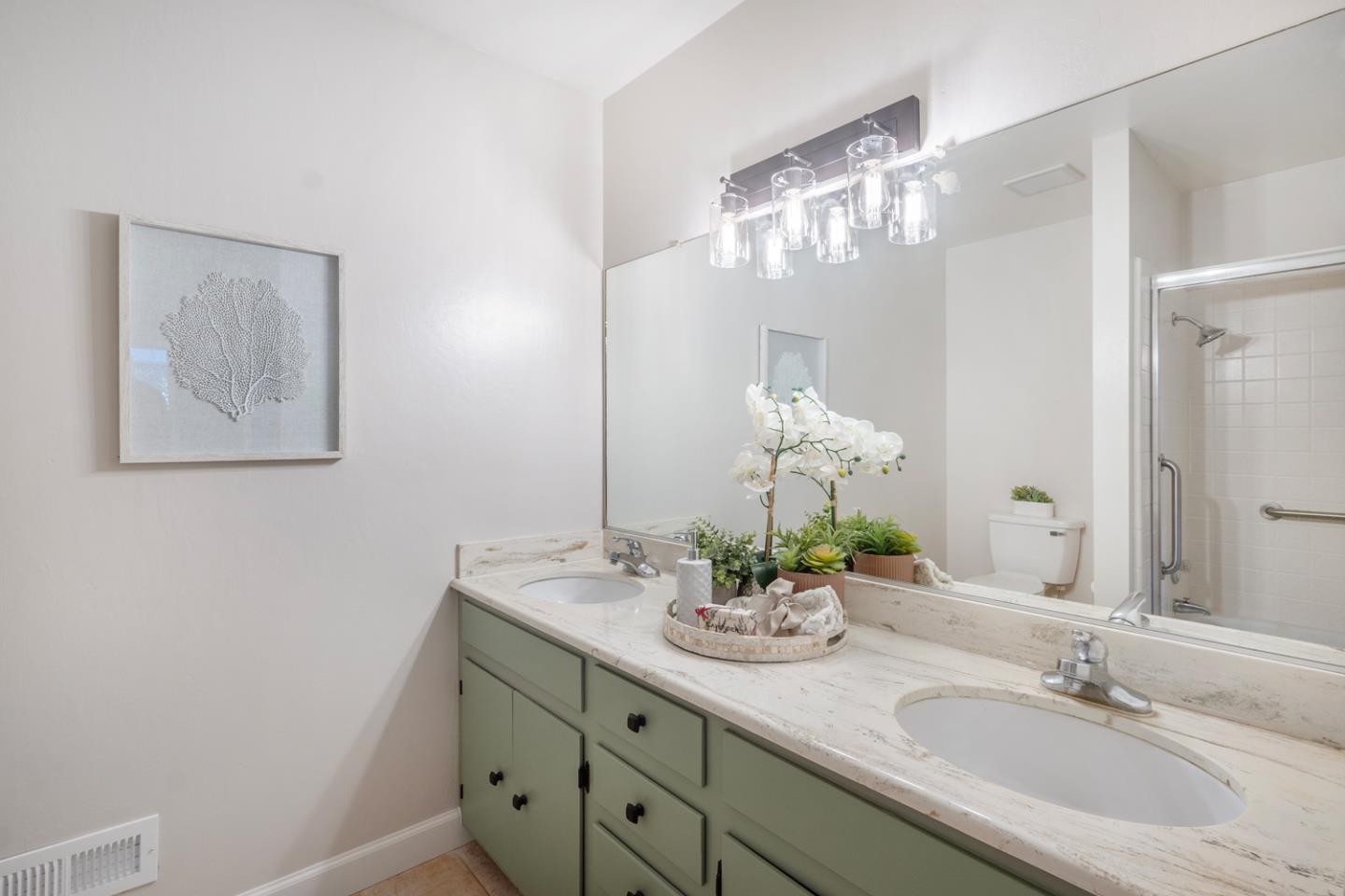 17020 John Telfer DR