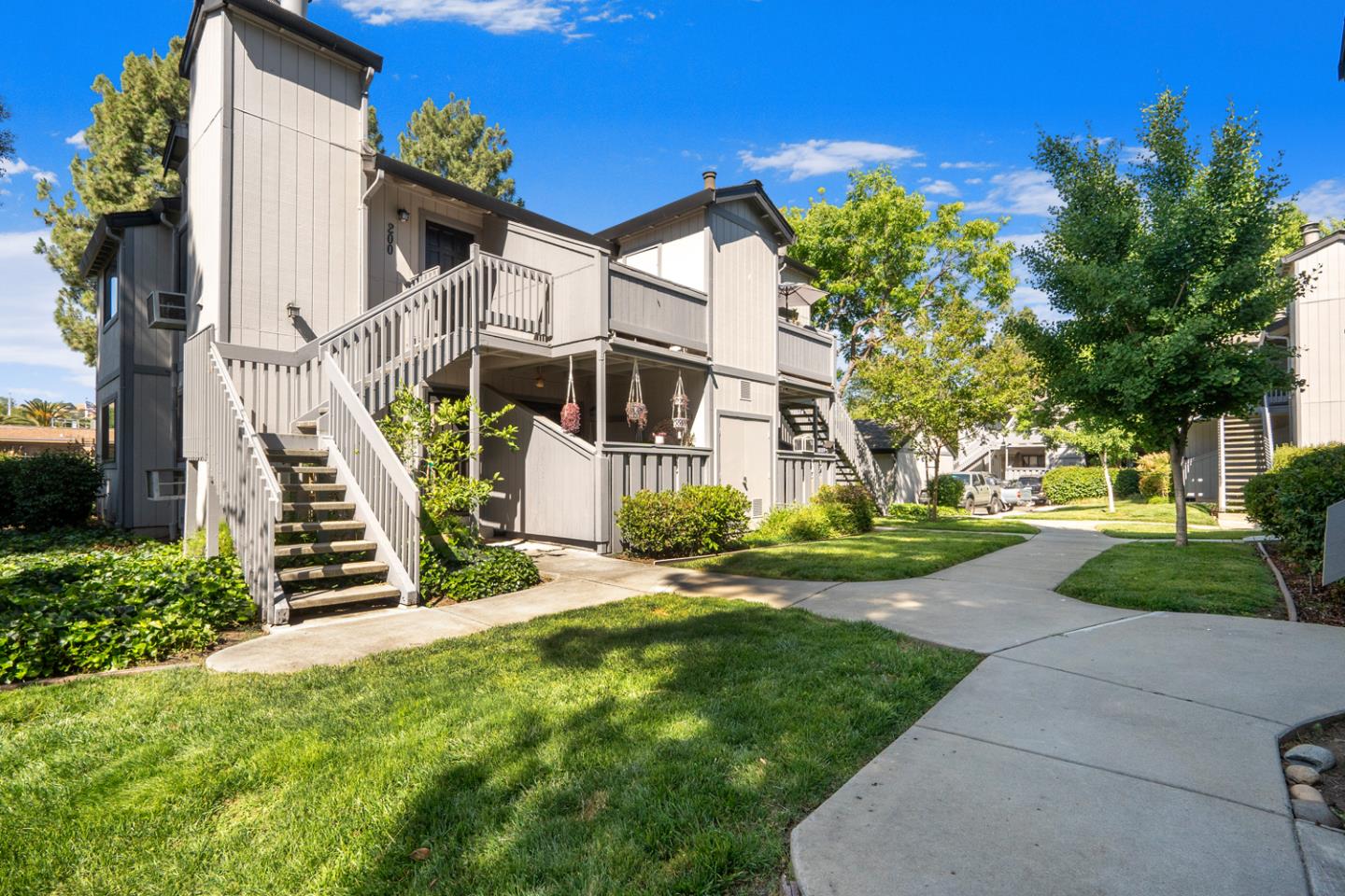 199 Sunwood Meadows PL