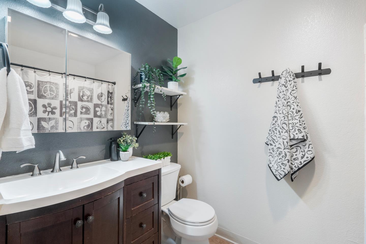 199 Sunwood Meadows PL