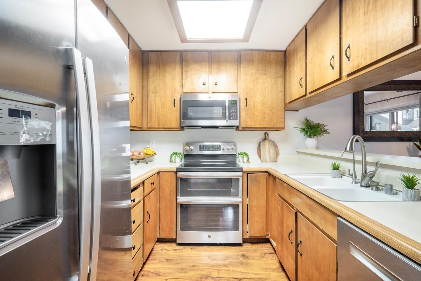 199 Sunwood Meadows PL