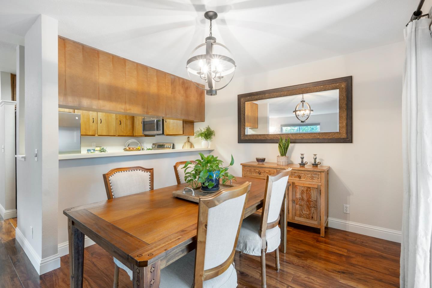 199 Sunwood Meadows PL