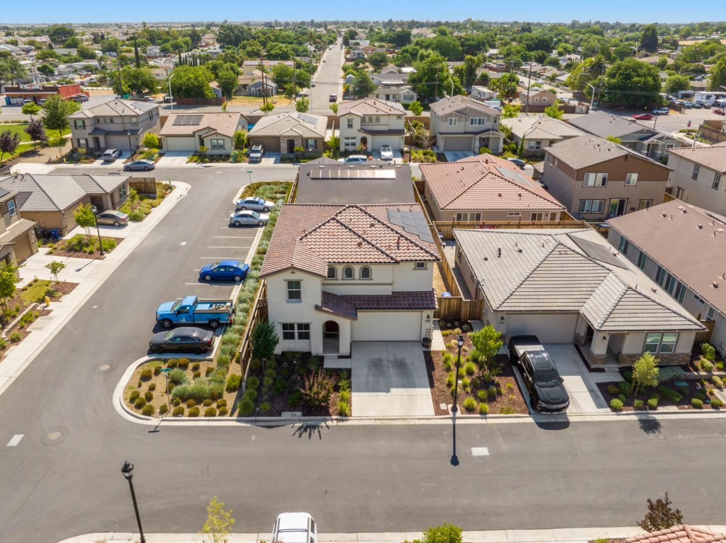 628 Pipa LN