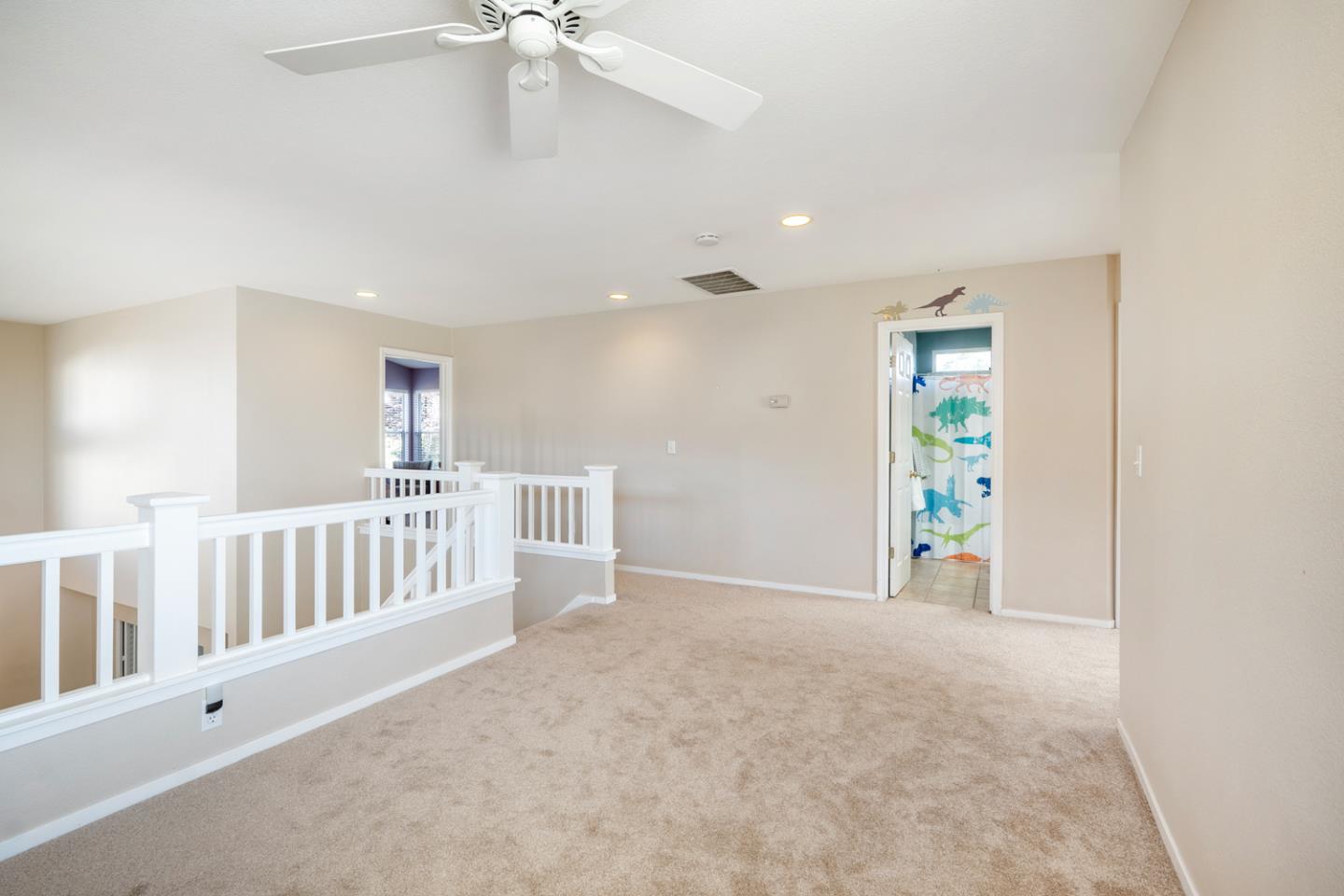 6131 Starling DR