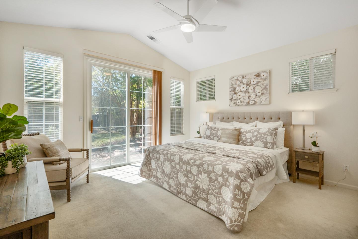 1706 Valley Oaks DR