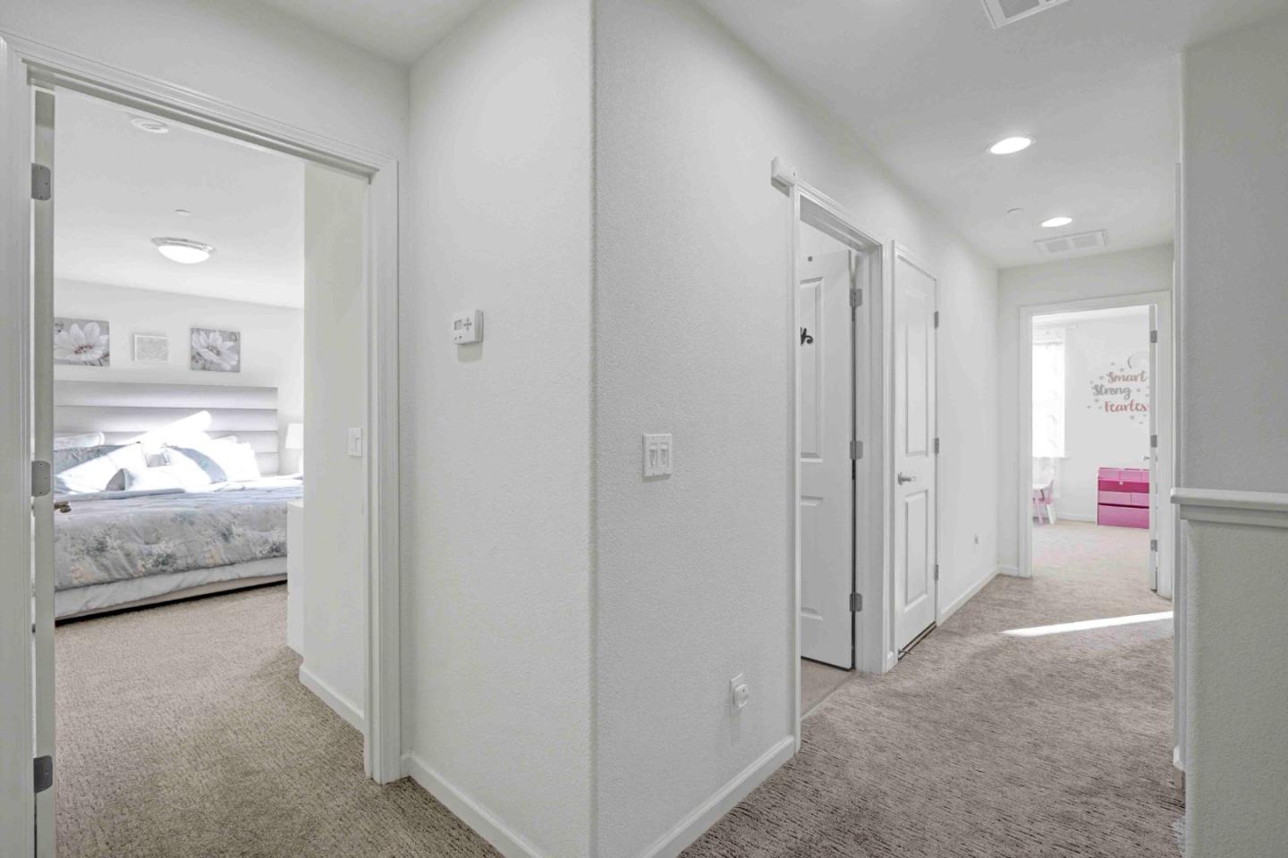 128 Caroline LN