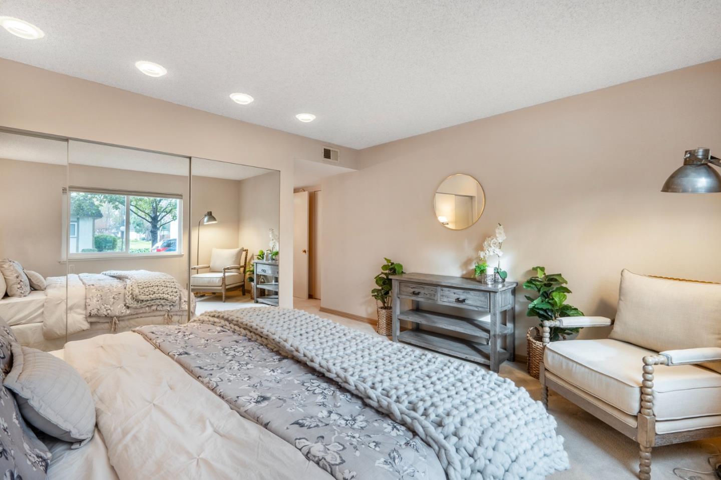 205 Fairway Glen Ln.