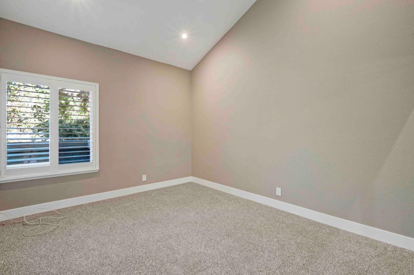 1107 Dinkel CT