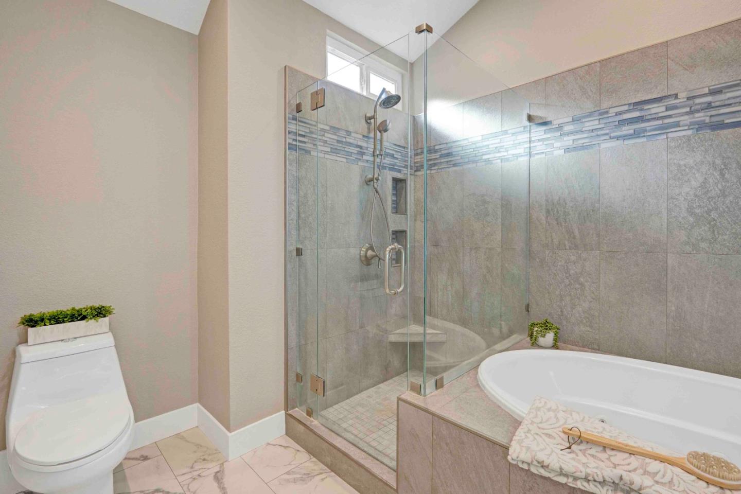 1107 Dinkel CT