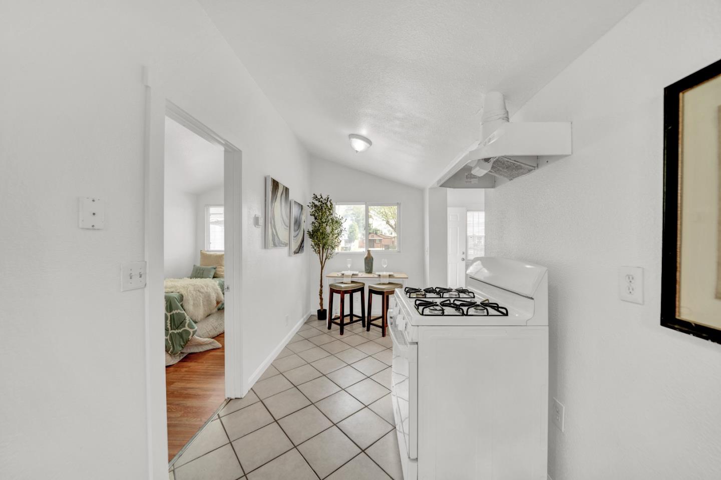125 Goodale CT