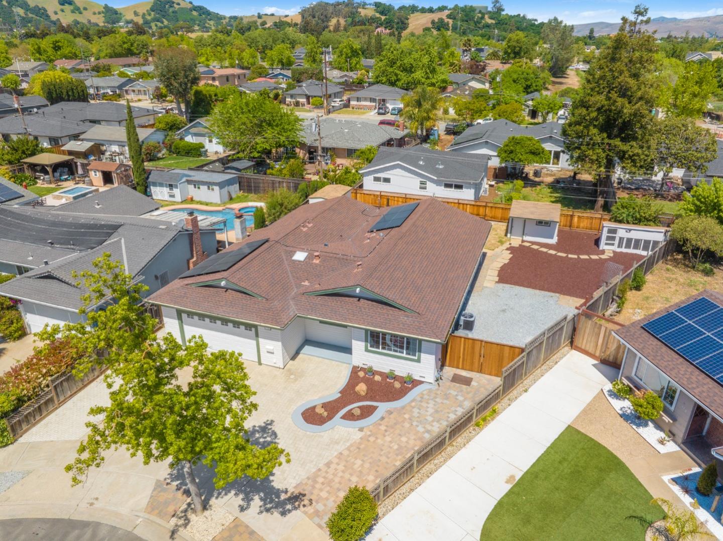125 Foothill CT