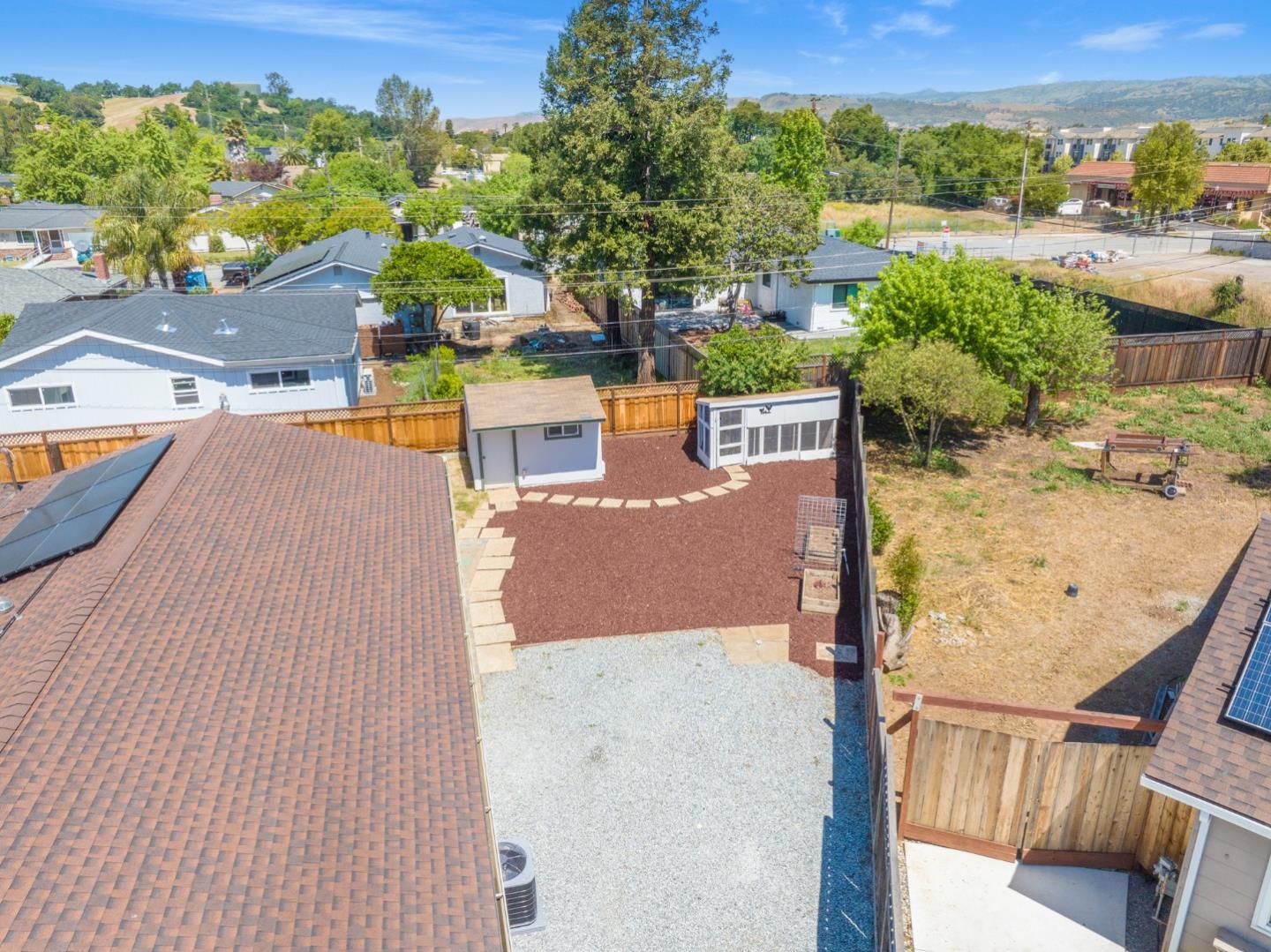 125 Foothill CT