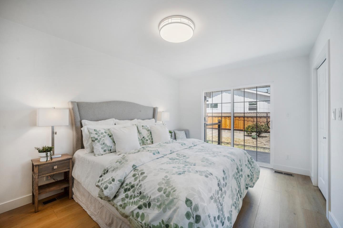 125 Foothill CT