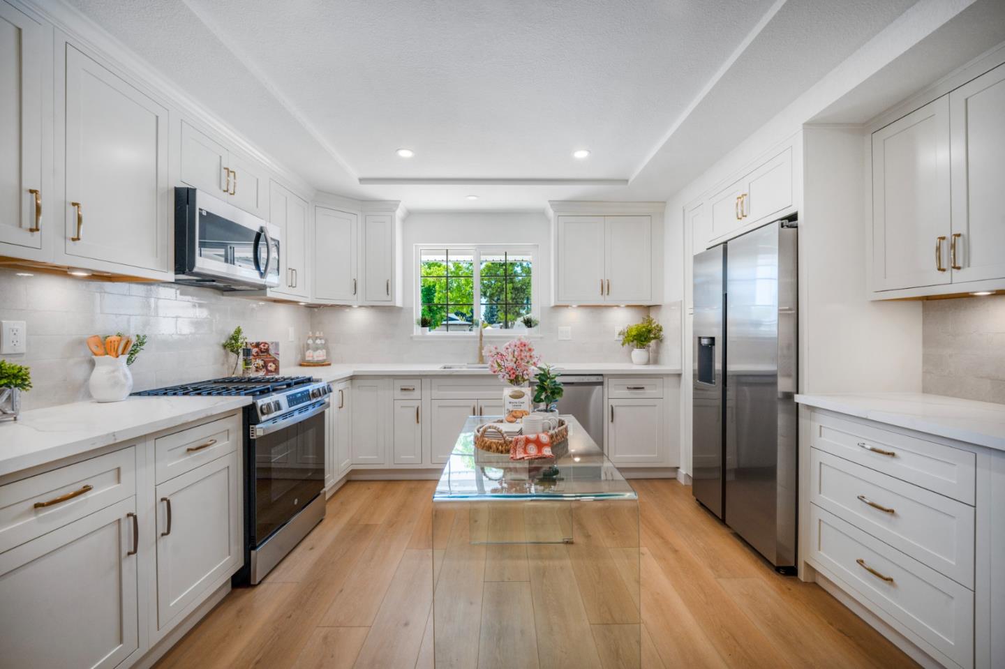 125 Foothill CT
