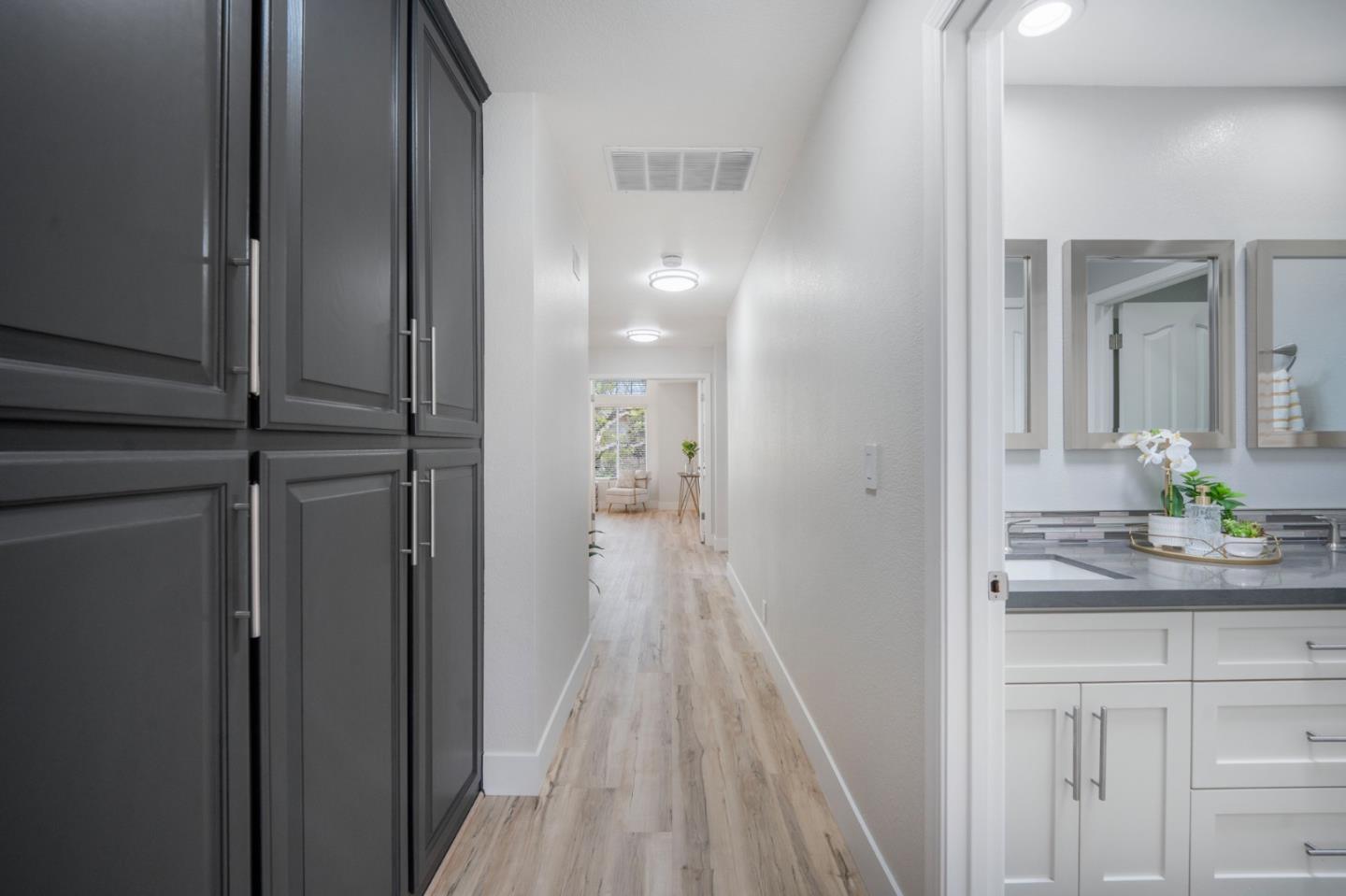 17440 Calle Mazatan