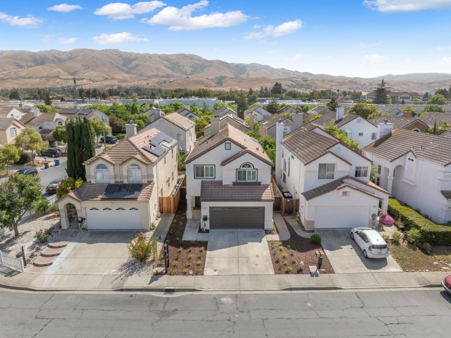 1422 Gingerwood DR