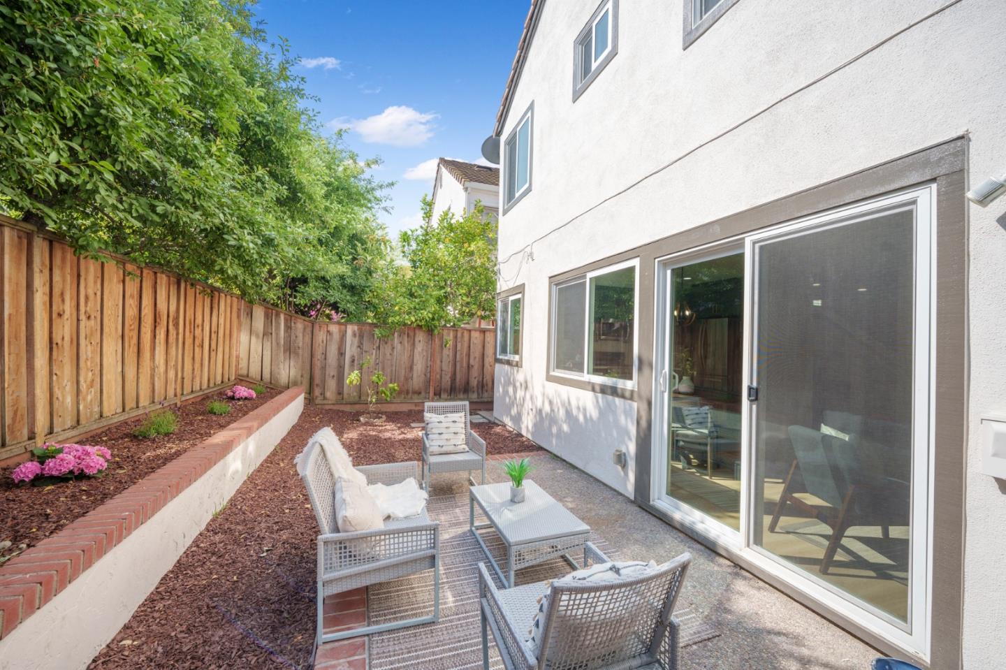 1422 Gingerwood DR