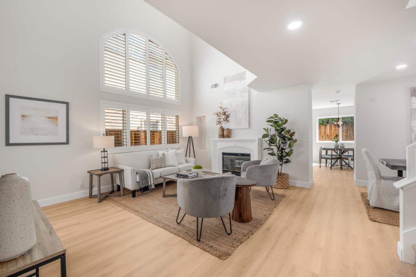 1422 Gingerwood DR