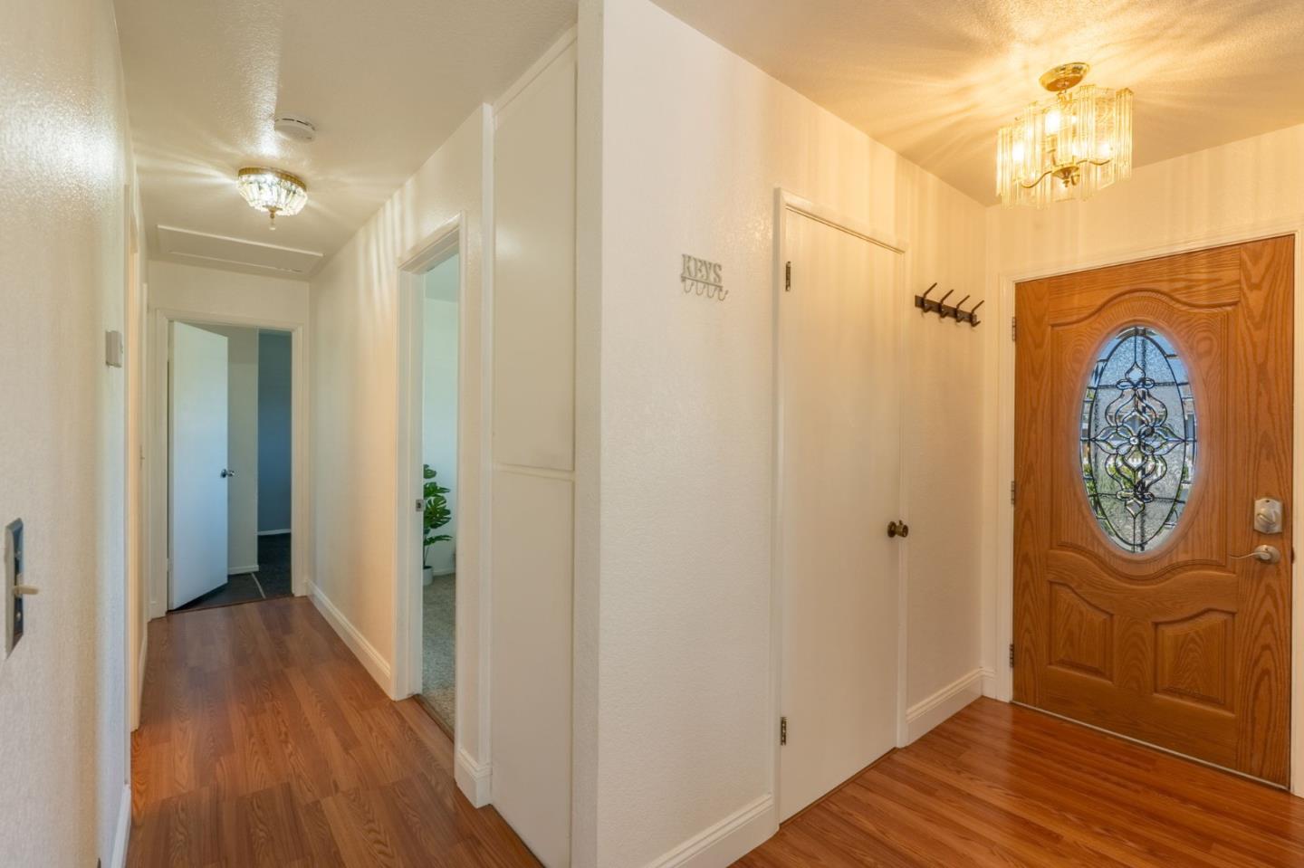 677 Hacienda AVE