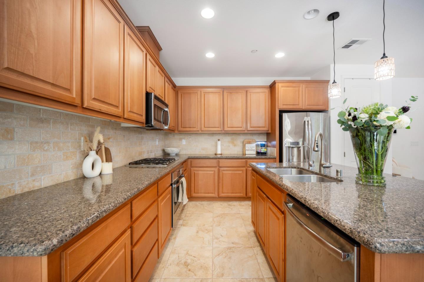 250 Robin Place