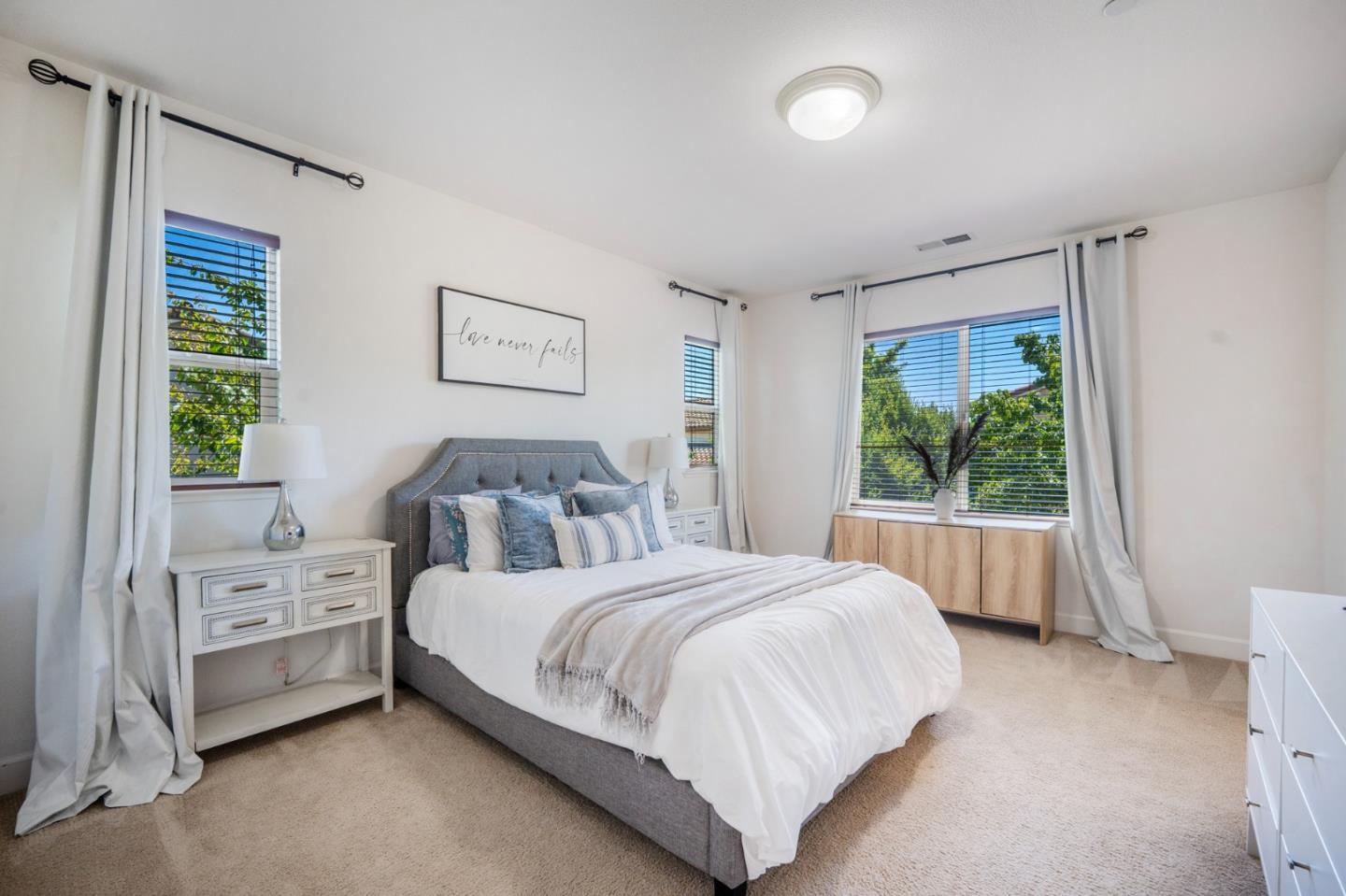 250 Robin Place
