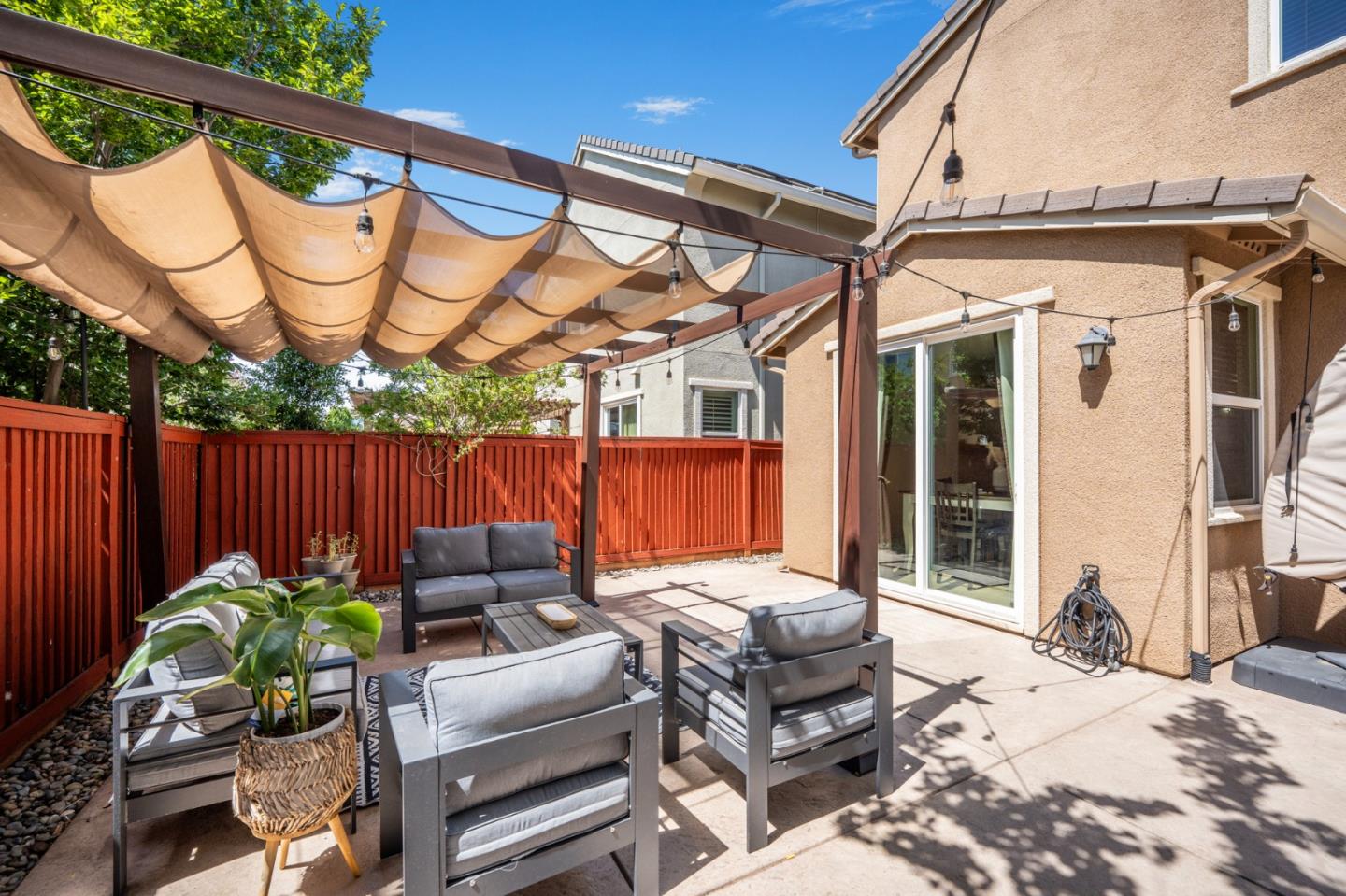 250 Robin Place